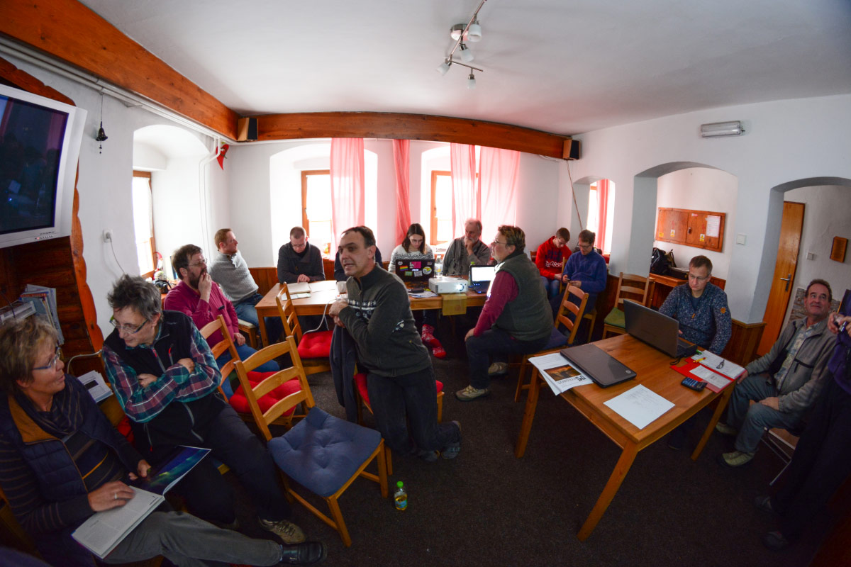 Beim Vortragsprogramm in der Baude